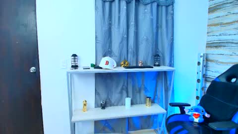    online show from October 28, 1:41 am