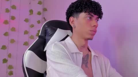 Tyler Garcia  online show from February 20, 2:24 pm