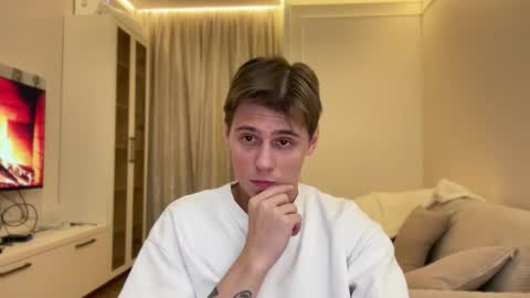 tyler_garrner online show from October 30, 4:41 pm