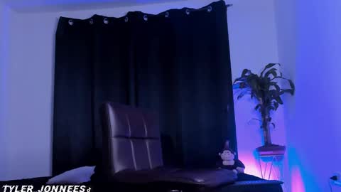 Tyler online show from February 28, 2:21 am