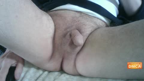 Hairy UK guy online show from April 4, 6:54 am
