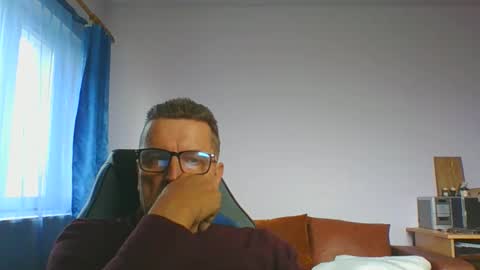 ulmeni4 online show from December 2, 10:16 am