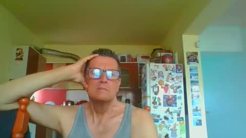 ulmeni4 online show from April 15, 2:28 pm