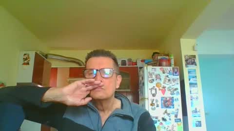 ulmeni4 online show from March 26, 1:48 pm