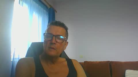 ulmeni7 online show from November 9, 10:08 am