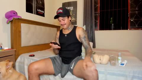 ululante online show from December 4, 1:45 am