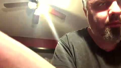 Snapshot of um_20852 chatting on October 10, 12:26 am um_20852 online show from October 10, 12:26 am