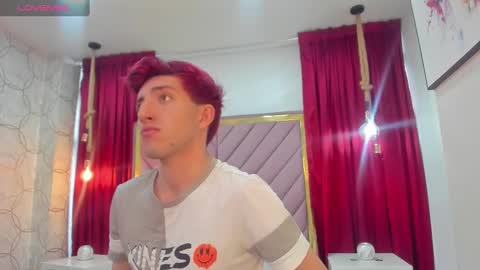 Snapshot of un_slutty chatting on February 1, 7:23 pm Un Slutty online show from February 1, 7:23 pm
