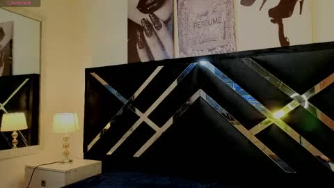 un_sluttyy online show from April 9, 11:27 am