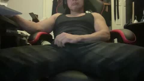 unlobitooenwallstreet online show from January 4, 4:23 am