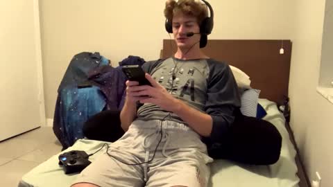 Stepbro online show from December 24, 10:44 am