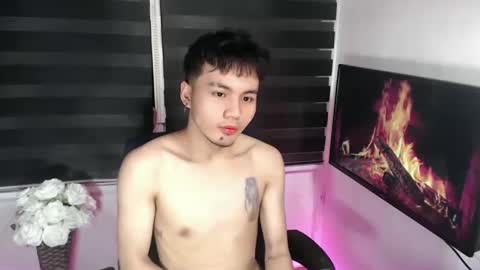 Snapshot of urasaintwink chatting on February 25, 9:53 am Bran online show from February 25, 9:53 am