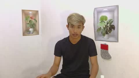 urasian_jomarie online show from February 22, 12:06 pm