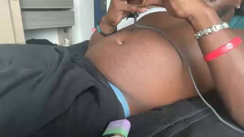 urbandick5 online show from March 24, 8:13 pm