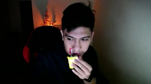 Dannie online show from November 17, 2:53 pm