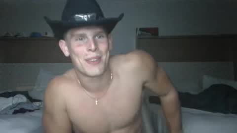 Snapshot of urfavcowboy69 chatting on October 19, 3:33 am Cowboy Clay online show from October 19, 3:33 am