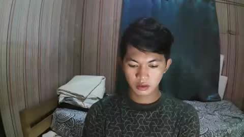 Snapshot of ursweet_jem chatting on October 8, 12:20 pm JEm online show from October 8, 12:20 pm