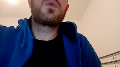 ursweetdreamx online show from November 17, 10:24 pm