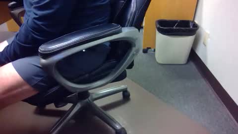 useemie online show from October 28, 10:45 pm