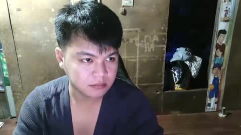 Snapshot of utsukushi591850 chatting on March 1, 2:02 pm debby online show from March 1, 2:02 pm