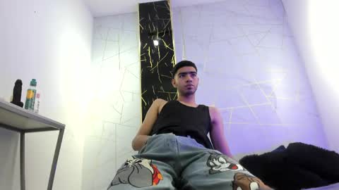 VALENTIN  online show from April 16, 2:55 am