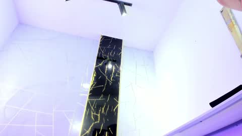 VALENTIN  online show from March 31, 4:14 am