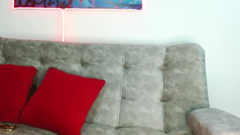 Nick online show from November 19, 12:38 pm