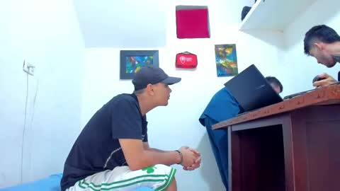 Nick online show from February 3, 4:12 pm