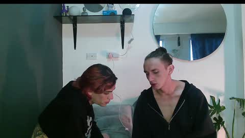 Snapshot of vamp_noah chatting on January 17, 8:59 pm Vamp Noah and Dan online show from January 17, 8:59 pm