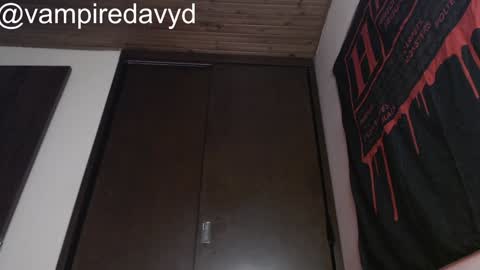 david guzman i model independenthelp me with a thumbs up online show from January 29, 1:27 am