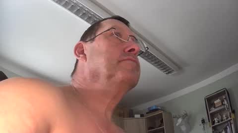 vapinghans online show from January 10, 8:29 am