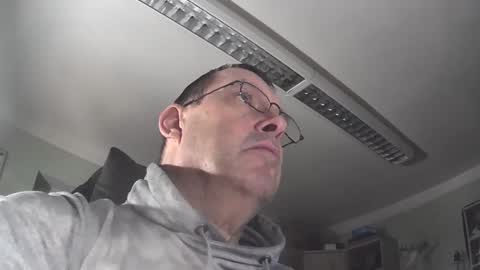 vapinghans online show from January 6, 6:14 am