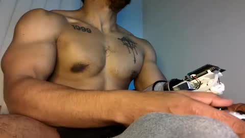 Snapshot of vegasluv702 chatting on October 9, 7:02 am Vegas Love online show from October 9, 7:02 am