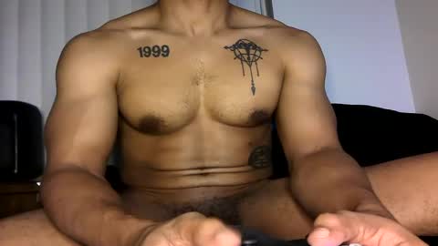 Snapshot of vegasluv702 chatting on October 3, 6:18 am Vegas Love online show from October 3, 6:18 am
