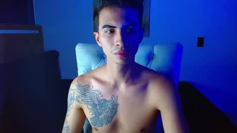 velk_hot1 online show from February 20, 2:41 pm