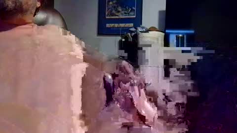 Snapshot of vermontguy76 chatting on December 8, 9:02 am vermontguy76 online show from December 8, 9:02 am