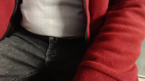 Erik online show from February 25, 7:52 am