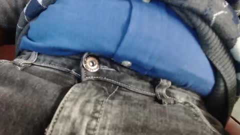 Erik online show from December 5, 9:17 am