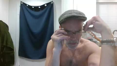 verysmallpeni online show from February 3, 6:02 am