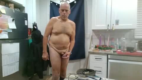 verysmallpeni online show from December 14, 9:46 pm