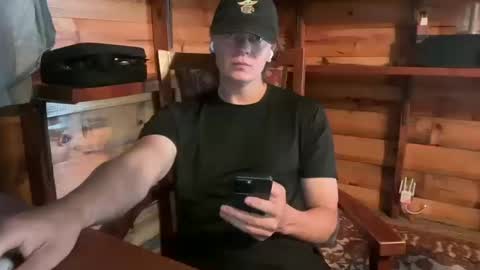 HendasWerout online show from October 10, 2:55 pm