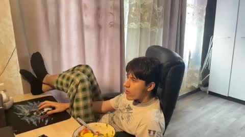 vialeras online show from November 14, 4:48 am