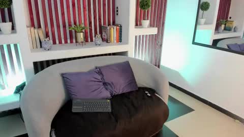 Victory online show from December 18, 11:50 am