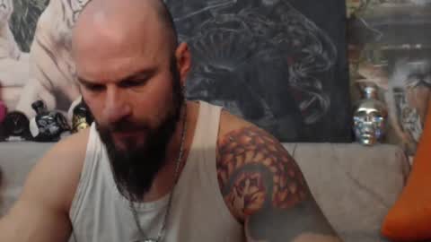 Snapshot of viking_me chatting on January 26, 8:23 pm viking online show from January 26, 8:23 pm