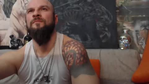 Snapshot of viking_me chatting on January 22, 9:00 pm viking online show from January 22, 9:00 pm