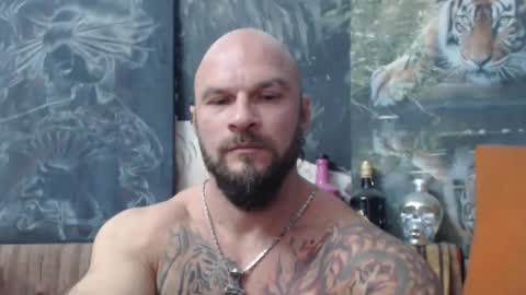 Snapshot of viking_me chatting on October 5, 6:45 pm viking online show from October 5, 6:45 pm