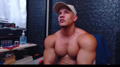 Viktor Herrera online show from December 15, 4:37 pm