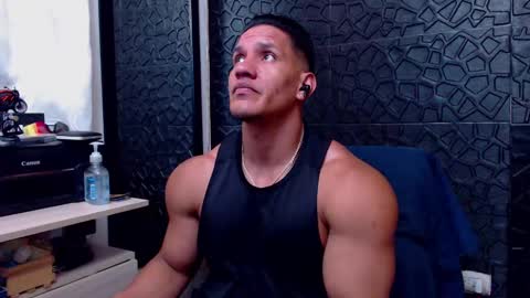 Viktor Herrera online show from March 11, 6:52 pm