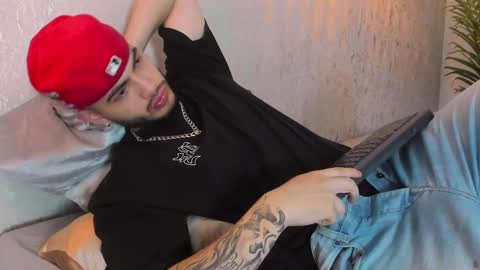 Vincent online show from September 11, 4:44 am