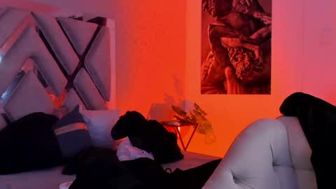 Vincent online show from April 15, 8:25 am